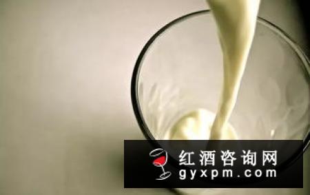果啤里面含酒精吗?一瓶果啤能测出酒驾吗