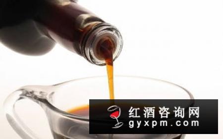 啤酒为什么不用塑料瓶装?没想到原因仅仅是这样
