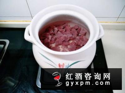 教你怎么做红酒番茄牛肉汤